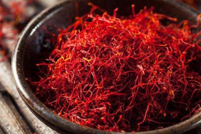 Công dụng thần kì của hoa nghệ tây Saffron Iran bạn đã biết chưa?