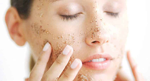 Tẩy tế bào chết thúc đẩy hình thành Collagen mới