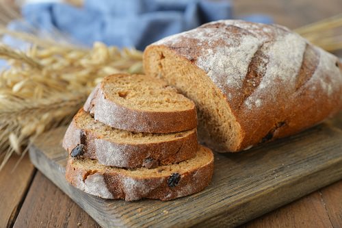 lưu ý khi giảm cân với bánh mì đen